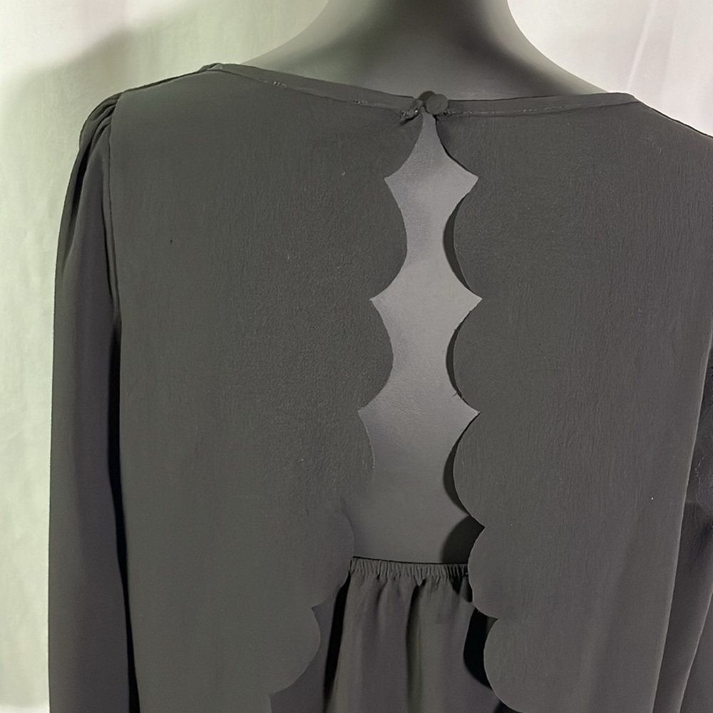 Papermoon Black Scalloped Open Back Blouse - Picture 11 of 16